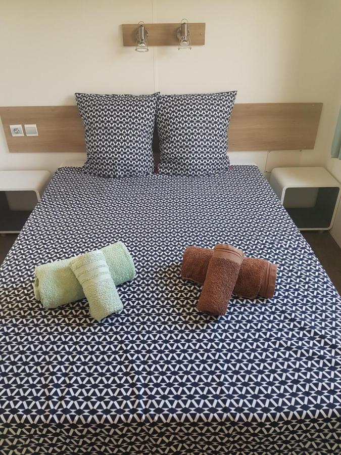 Frejus Tout Confort, Climatisation,Linge De Lit Et De Toilette, Coffre Fort, Ventilations Au Plafond Chambres Et Wifi Possible 외부 사진