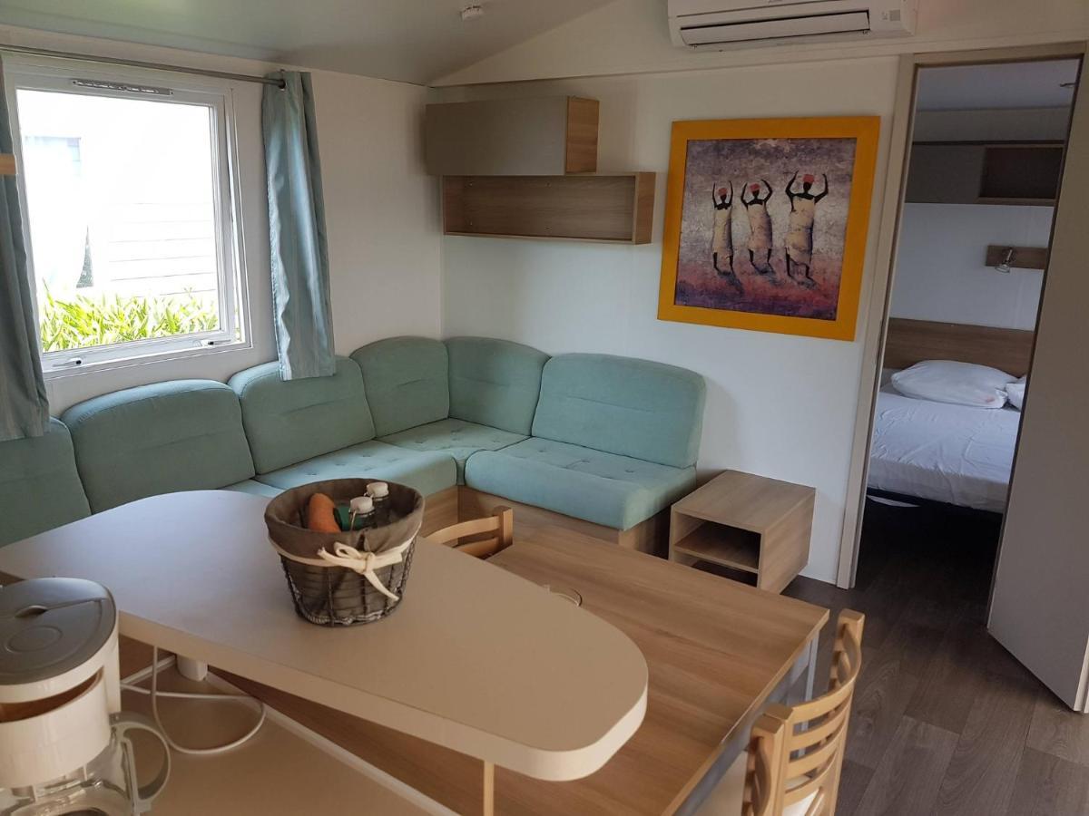 Frejus Tout Confort, Climatisation,Linge De Lit Et De Toilette, Coffre Fort, Ventilations Au Plafond Chambres Et Wifi Possible 외부 사진