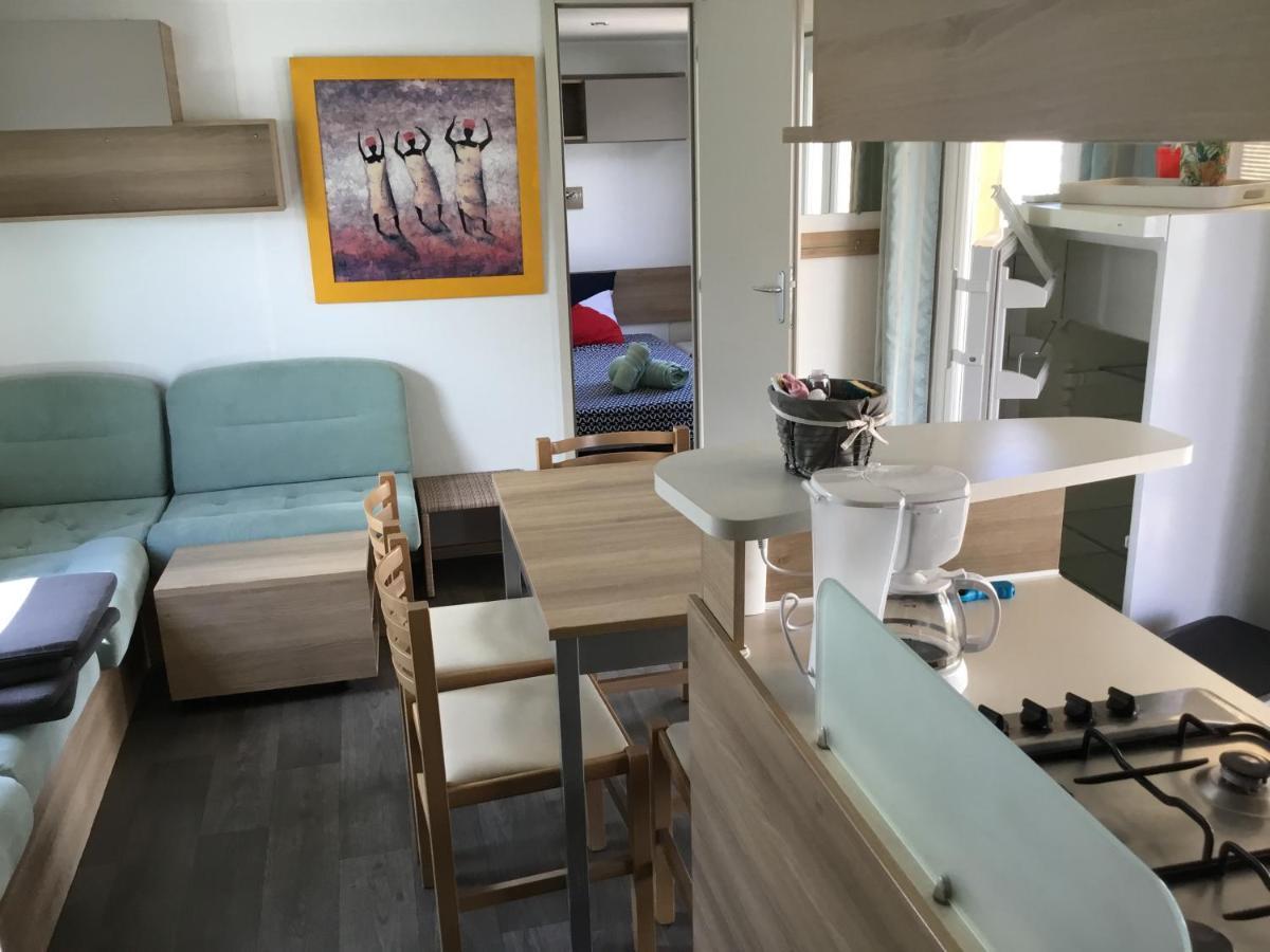 Frejus Tout Confort, Climatisation,Linge De Lit Et De Toilette, Coffre Fort, Ventilations Au Plafond Chambres Et Wifi Possible 외부 사진