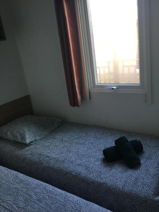 Frejus Tout Confort, Climatisation,Linge De Lit Et De Toilette, Coffre Fort, Ventilations Au Plafond Chambres Et Wifi Possible 외부 사진