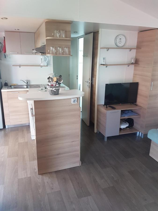 Frejus Tout Confort, Climatisation,Linge De Lit Et De Toilette, Coffre Fort, Ventilations Au Plafond Chambres Et Wifi Possible 외부 사진