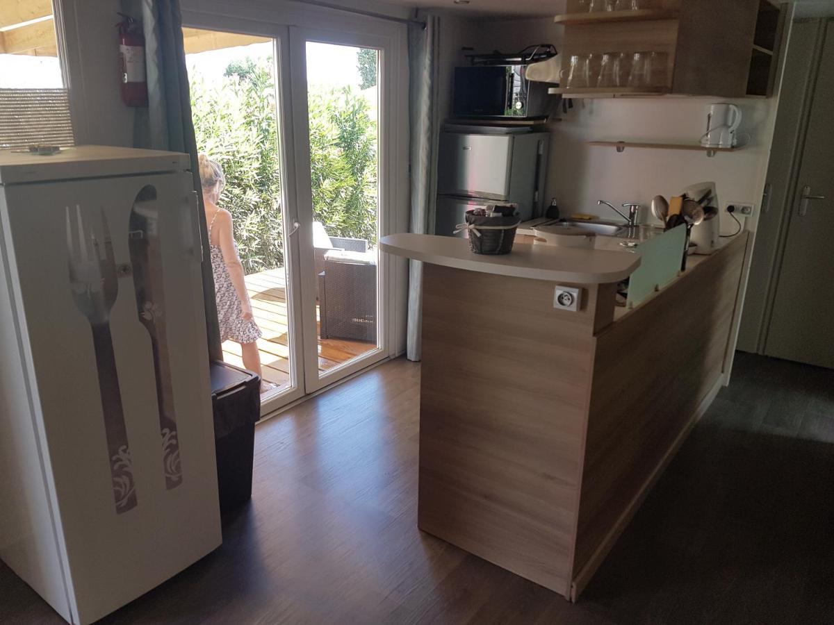 Frejus Tout Confort, Climatisation,Linge De Lit Et De Toilette, Coffre Fort, Ventilations Au Plafond Chambres Et Wifi Possible 외부 사진