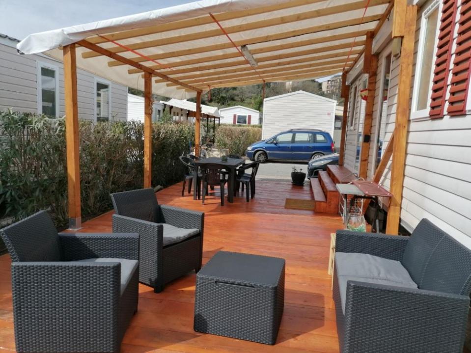 Frejus Tout Confort, Climatisation,Linge De Lit Et De Toilette, Coffre Fort, Ventilations Au Plafond Chambres Et Wifi Possible 외부 사진